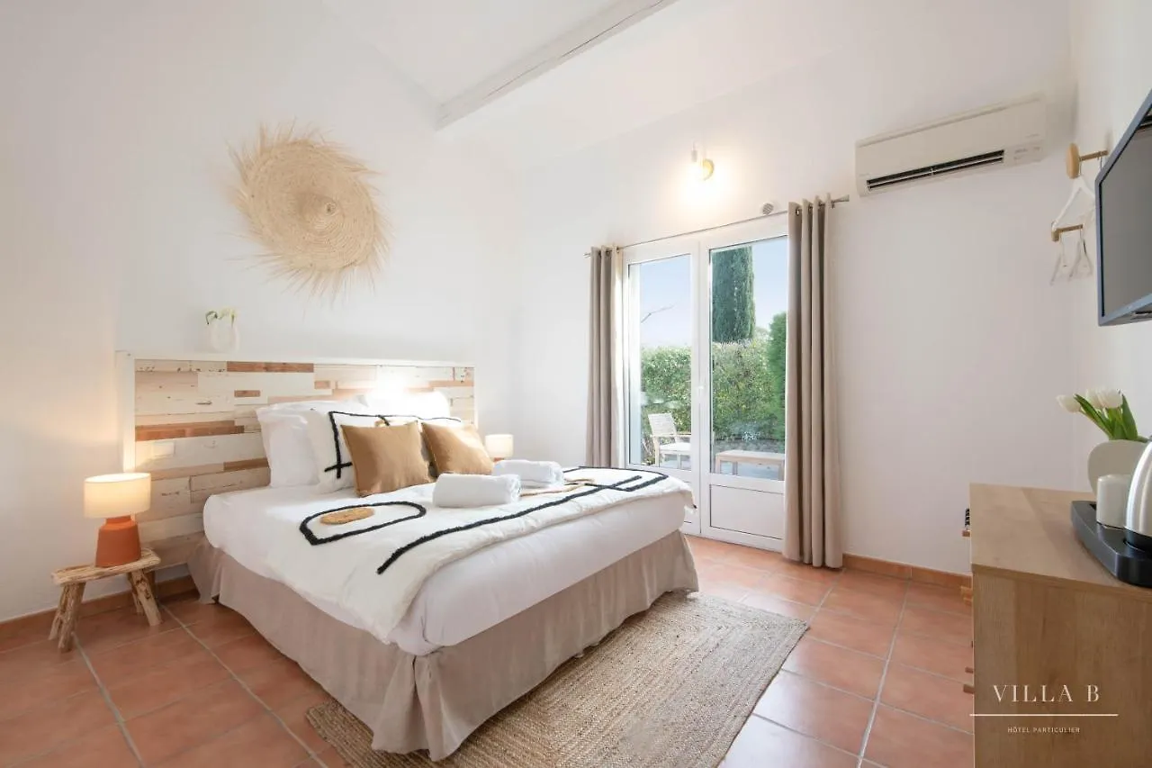 Villa B Salernes Hotel