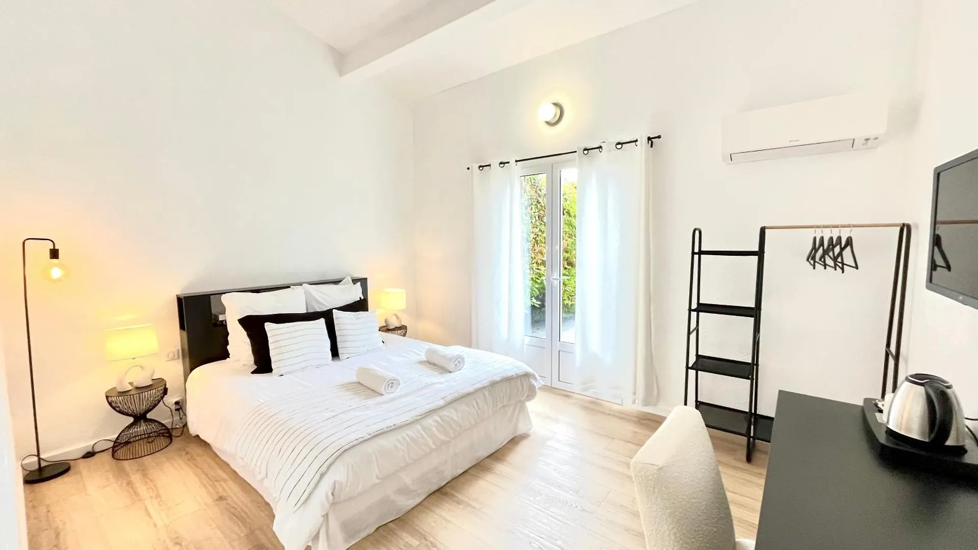 Villa B Salernes